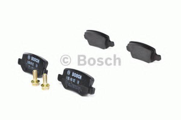 Комплект гальмівних колодок, дискове гальмо BOSCH 0 986 494 023